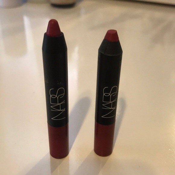 NARS Cruella Velvet Matte Lip Pencil - Picture 4 of 4